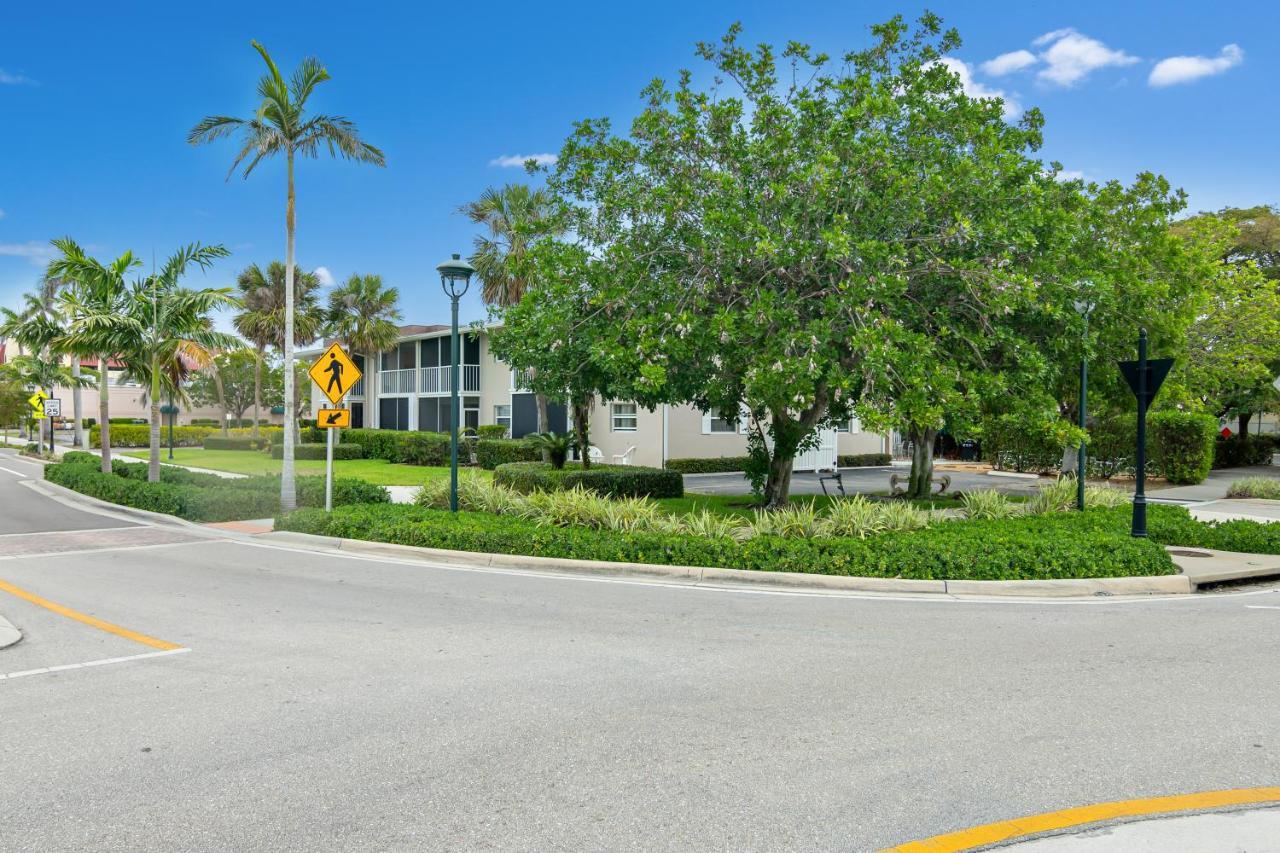Tropical Oasis 809 Apartment Naples Exterior photo
